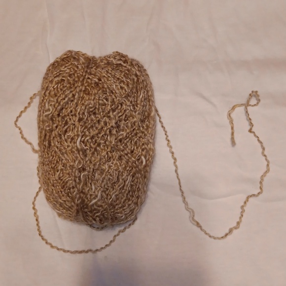 15 skeins wavy yarn - Picture 2 of 3